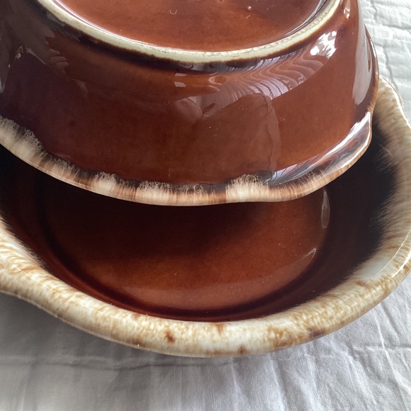 SET OF THREE VINTAGE HULL OVENPROOF DRIP GLAZED POTTERY GRATIN/POT PIE DISHES - Picture 7 of 9
